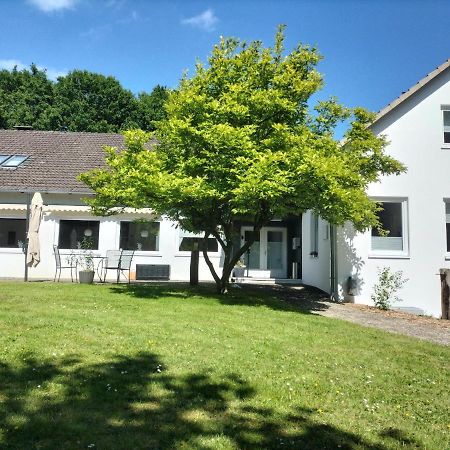Gaestehaus Falkenhof Westensee Bagian luar foto